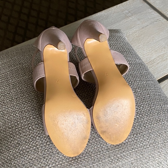 Beige Suede Mid High Heel with Zipper Detail. Size 7. EUC - Picture 7 of 7